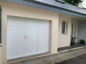 Installation d&#039;une porte de garage battante à Carquefou (44470)