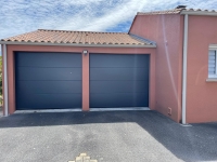 Installation d&#039;une porte de garage sectionnelle motorisée à Maisdon-sur-Sèvre (44690)